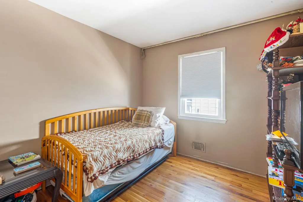 14-07 158th Street Beechhurst NY 11357