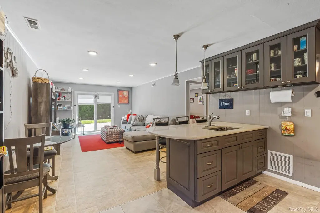14-07 158th Street Beechhurst NY 11357