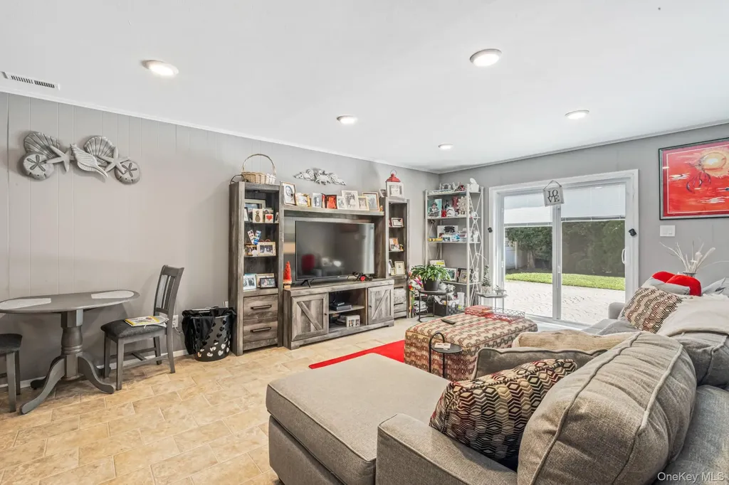 14-07 158th Street Beechhurst NY 11357