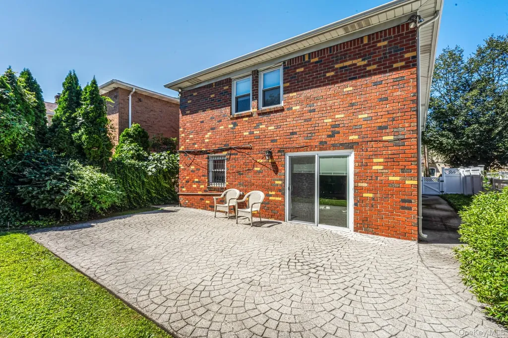 14-07 158th Street Beechhurst NY 11357
