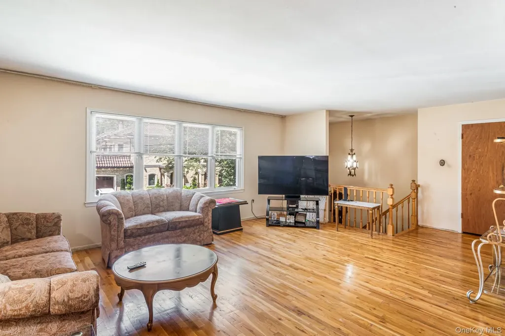 14-07 158th Street Beechhurst NY 11357