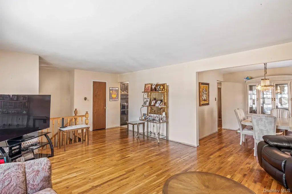 14-07 158th Street Beechhurst NY 11357