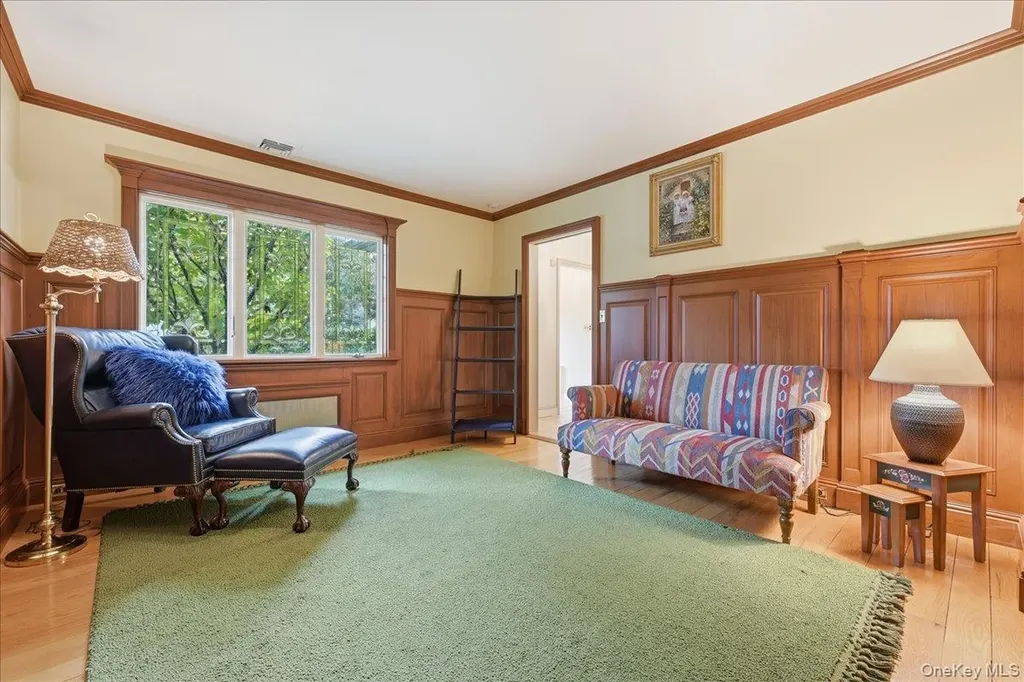 88 Luquer Road Manhasset NY 11030