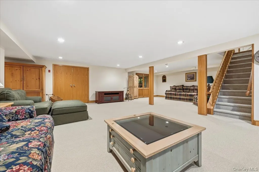 88 Luquer Road Manhasset NY 11030
