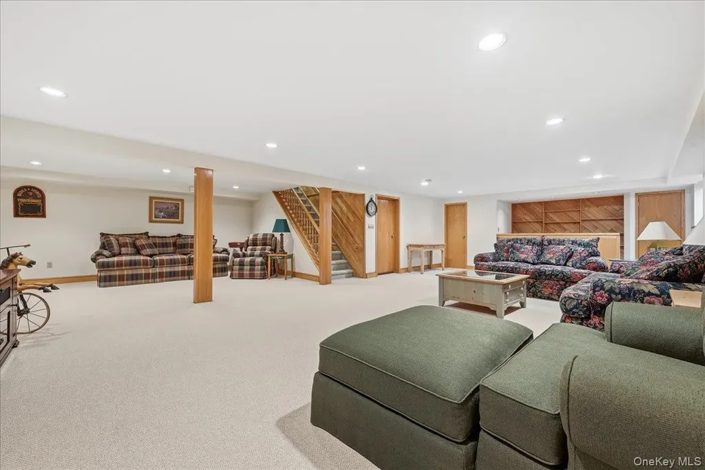 88 Luquer Road Manhasset NY 11030