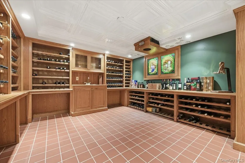 88 Luquer Road Manhasset NY 11030
