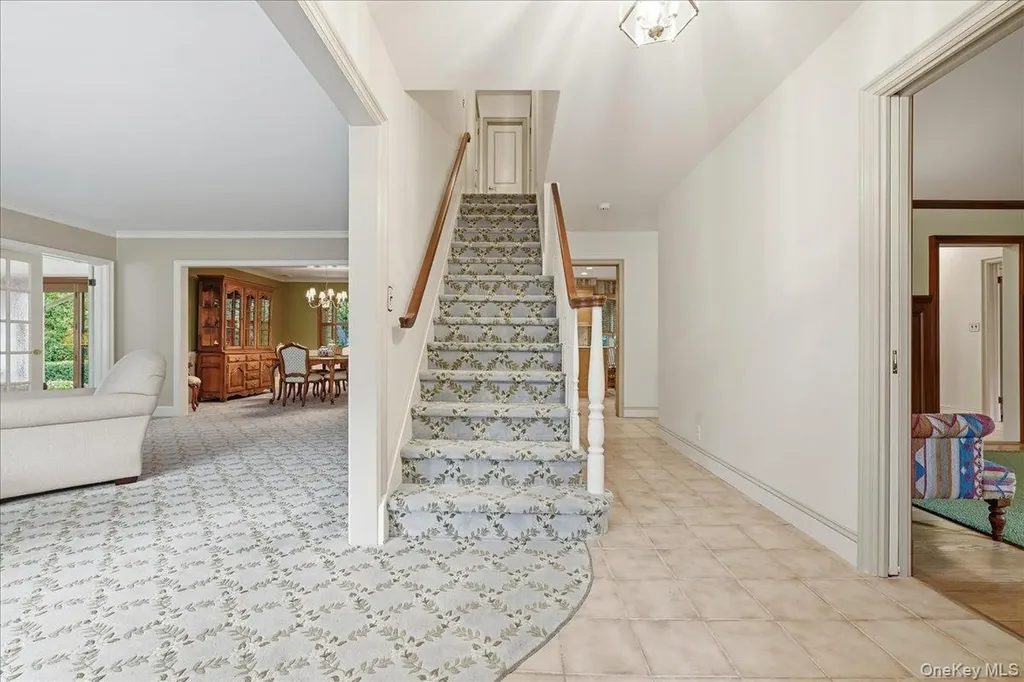 88 Luquer Road Manhasset NY 11030