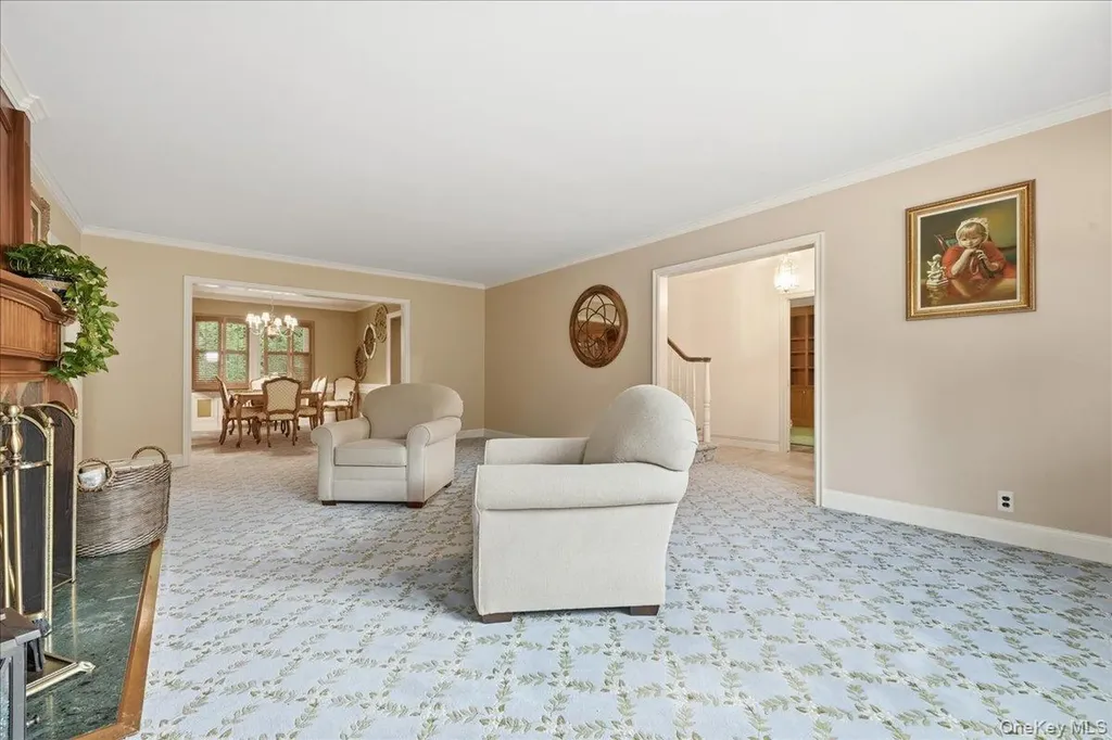 88 Luquer Road Manhasset NY 11030