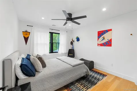 36 Spruce Lane Poughkeepsie NY 12603