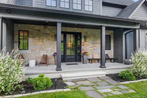 36 Spruce Lane Poughkeepsie NY 12603