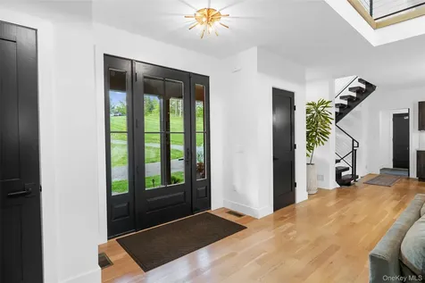 36 Spruce Lane Poughkeepsie NY 12603