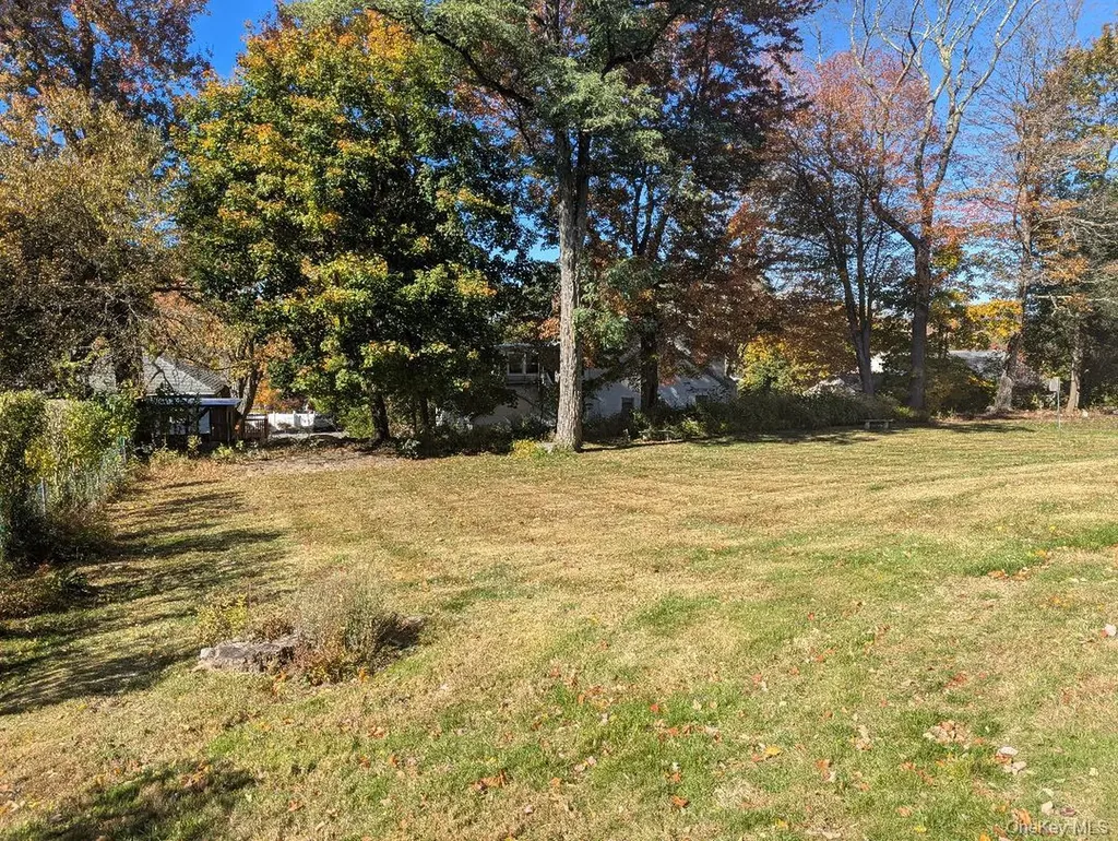 13 Olympus Drive Mahopac NY 10541