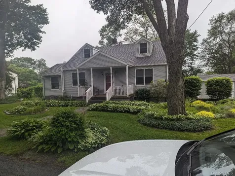 13 Olympus Drive Mahopac NY 10541