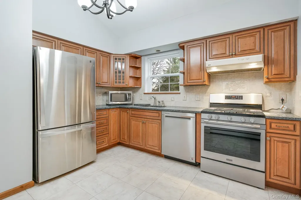 1 Mountainview Road Fishkill NY 12524