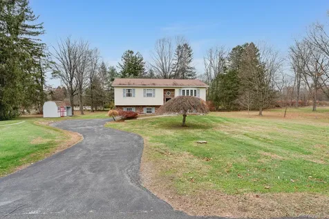 1 Mountainview Road Fishkill NY 12524