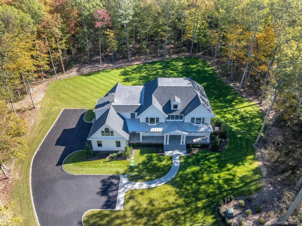 66 Saw Mill Road Cold Spring Harbor NY 11724