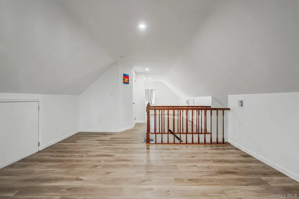 26 Sky Lane Levittown NY 11756