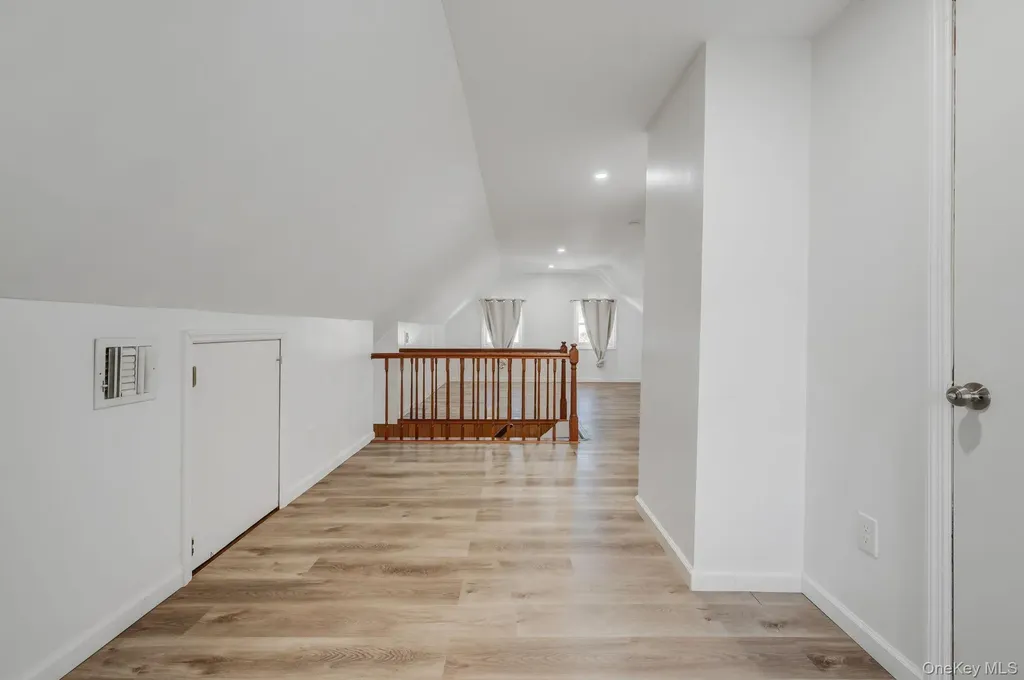 26 Sky Lane Levittown NY 11756