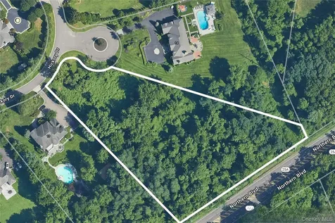 12 Hickory Drive Old Brookville NY 11545
