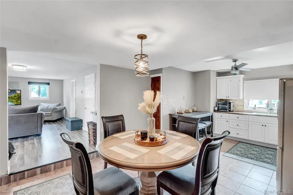 2573 Harvard Lane Seaford NY 11783