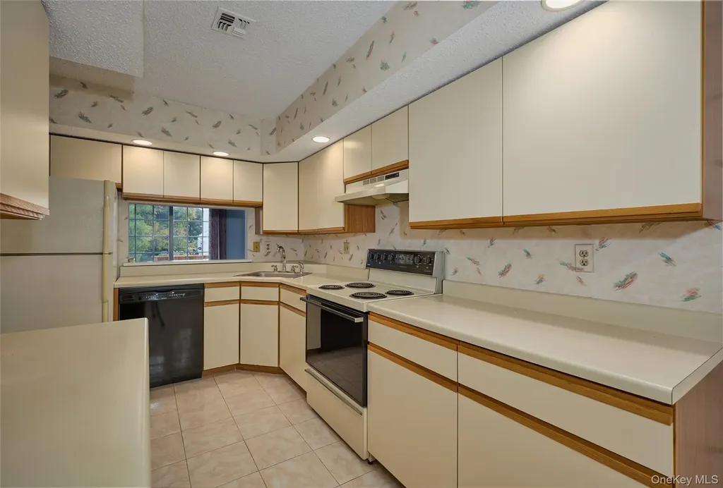 43 Spruce Ridge Drive Fishkill NY 12524