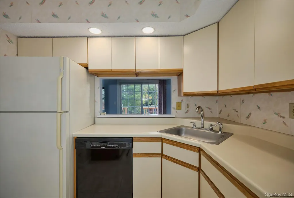 43 Spruce Ridge Drive Fishkill NY 12524