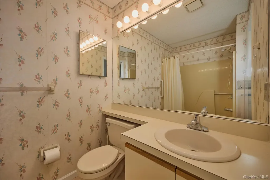 43 Spruce Ridge Drive Fishkill NY 12524