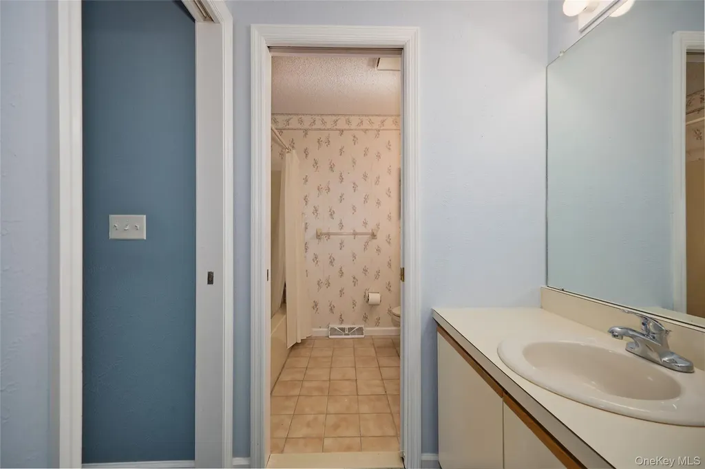 43 Spruce Ridge Drive Fishkill NY 12524
