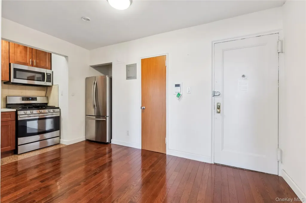 67-12 Yellowstone Boulevard Forest Hills NY 11375