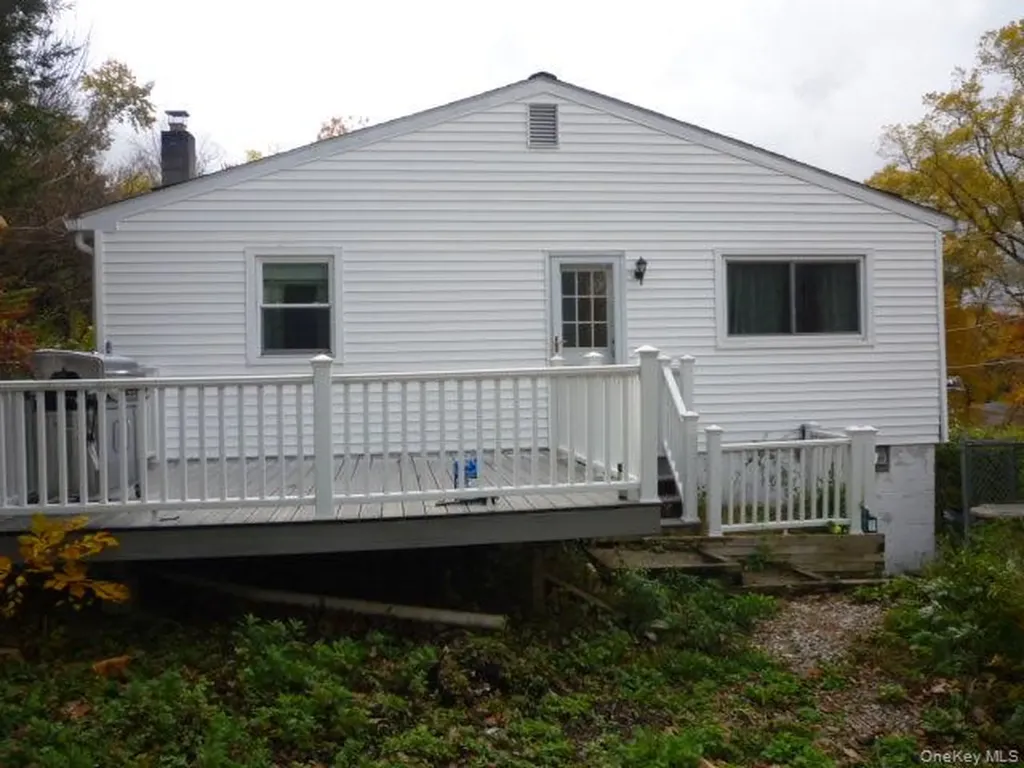 11 Hazel Drive Patterson NY 12563