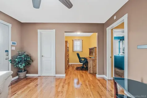 1655 Stein Drive Bay Shore NY 11706