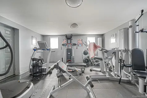 1655 Stein Drive Bay Shore NY 11706