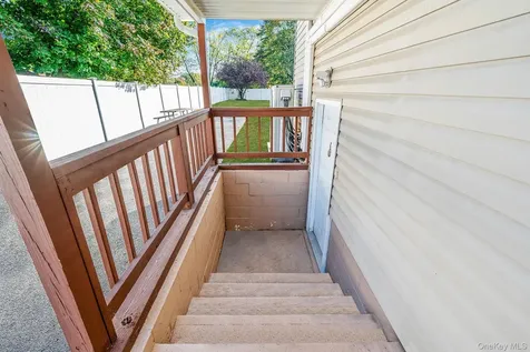 1655 Stein Drive Bay Shore NY 11706