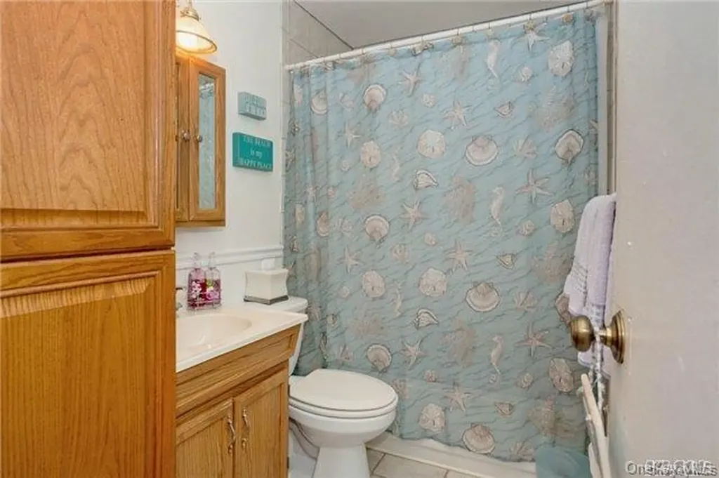 843 Outlook Avenue West Babylon NY 11704