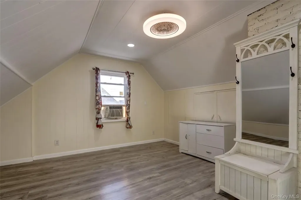 131 Peninsula Boulevard Valley Stream NY 11581