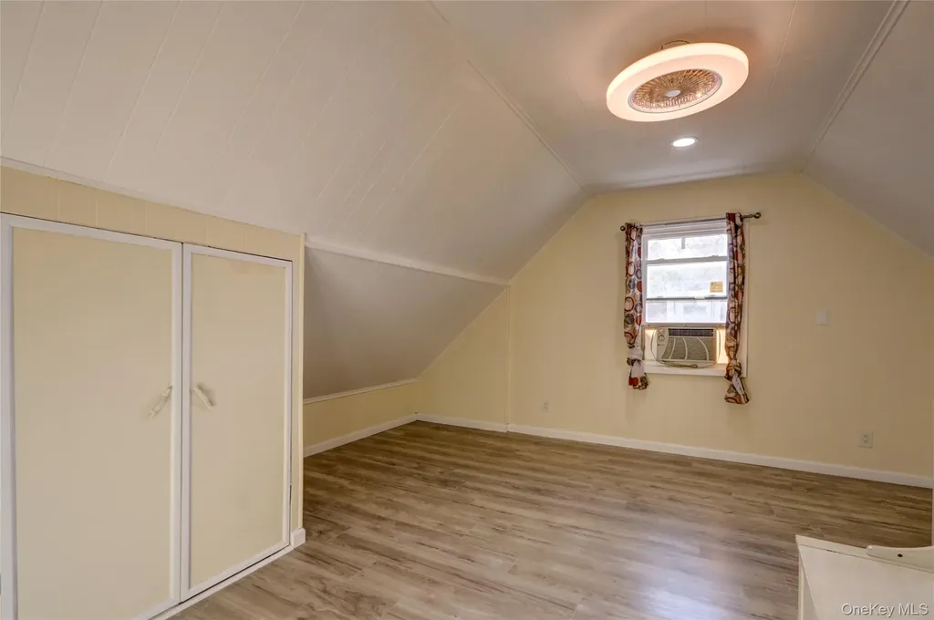 131 Peninsula Boulevard Valley Stream NY 11581