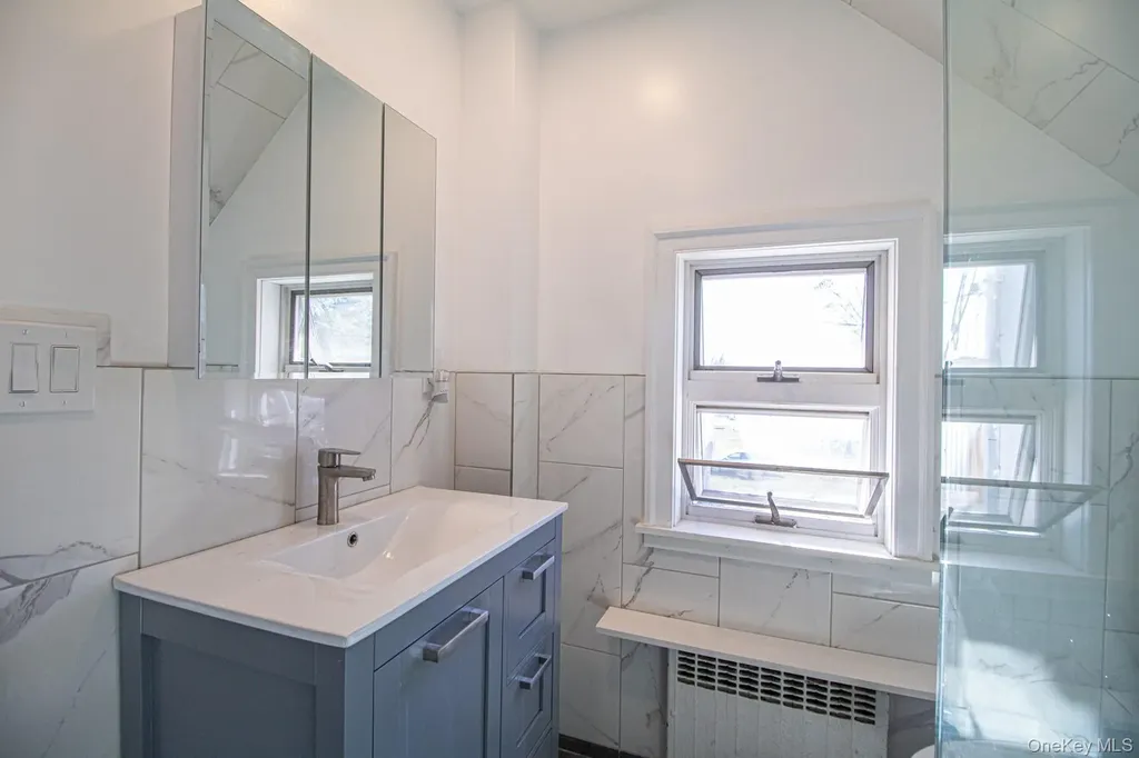 36 Maple Avenue Bay Shore NY 11706