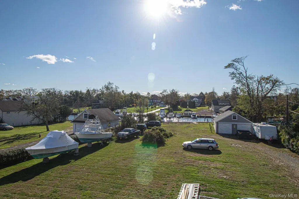 36 Maple Avenue Bay Shore NY 11706