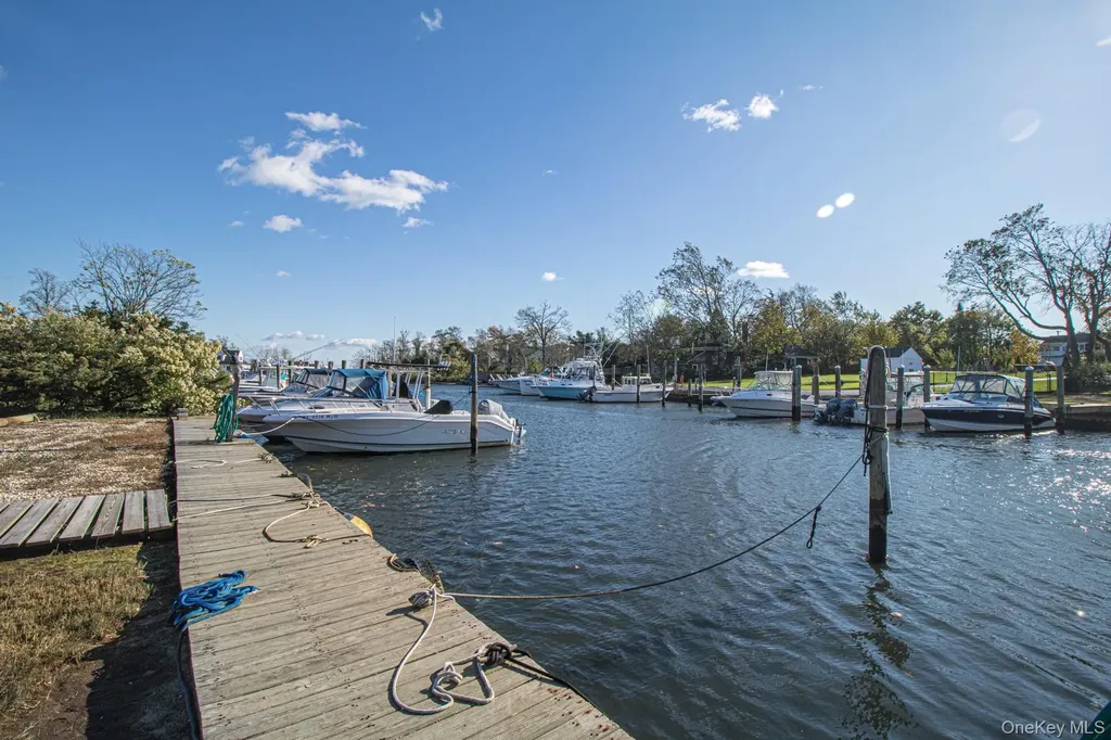 36 Maple Avenue Bay Shore NY 11706