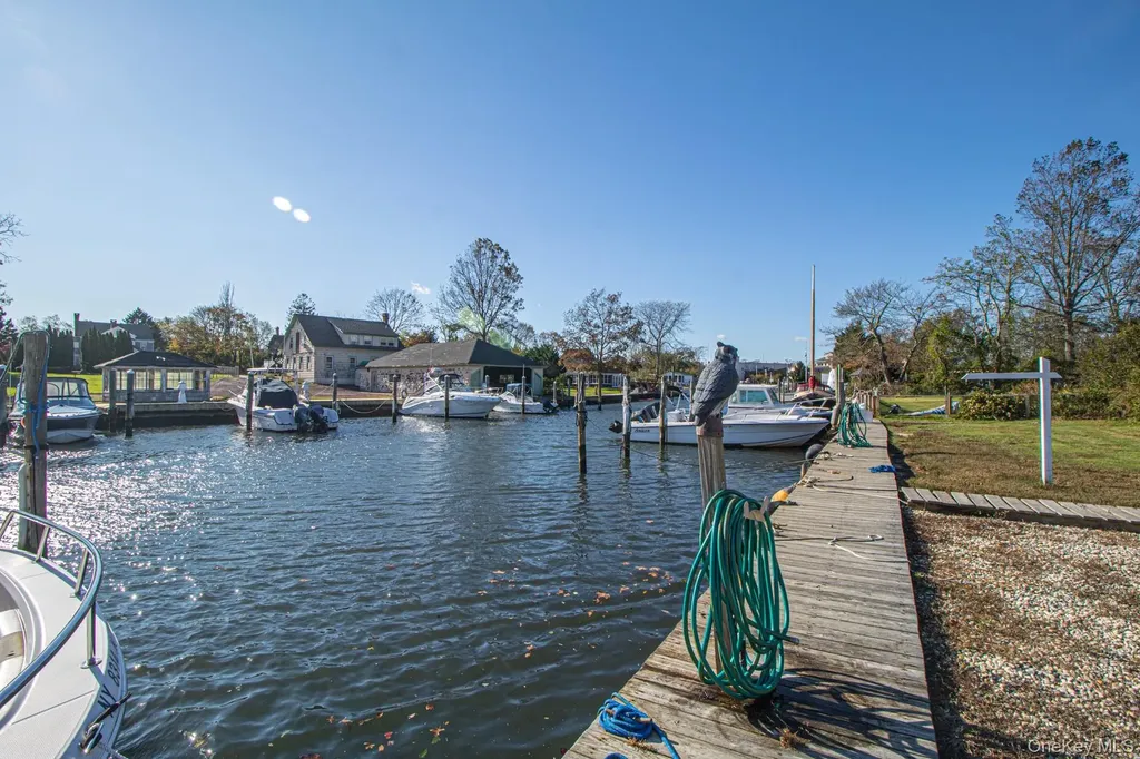 36 Maple Avenue Bay Shore NY 11706