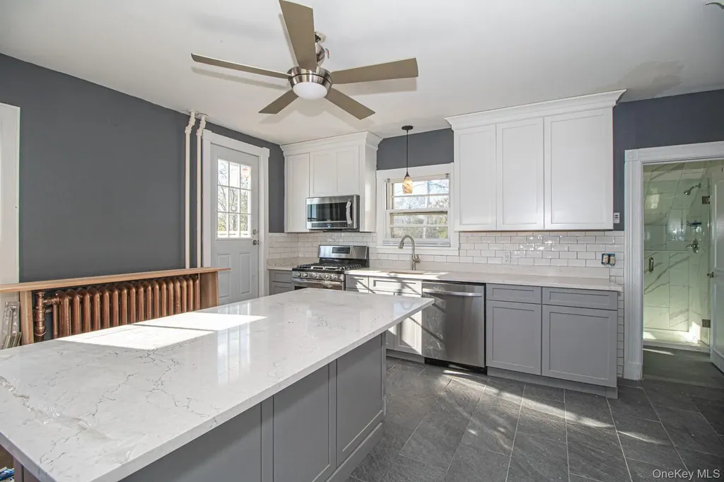 36 Maple Avenue Bay Shore NY 11706