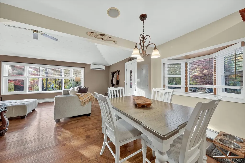 3 Crosshill Road Mahopac NY 10541