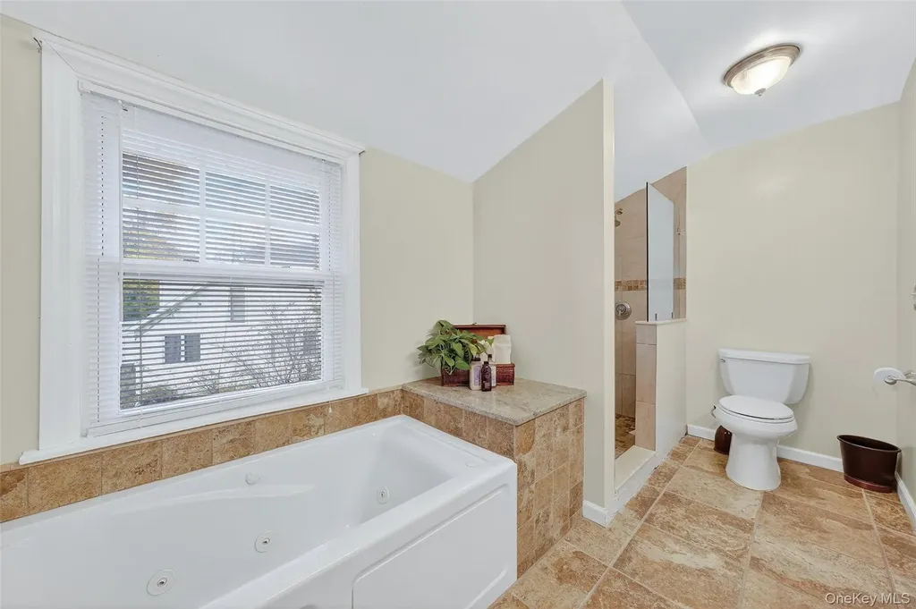 3 Crosshill Road Mahopac NY 10541