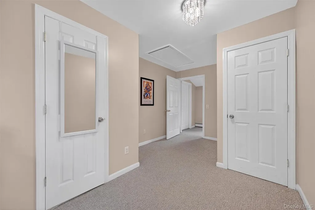 3 Crosshill Road Mahopac NY 10541