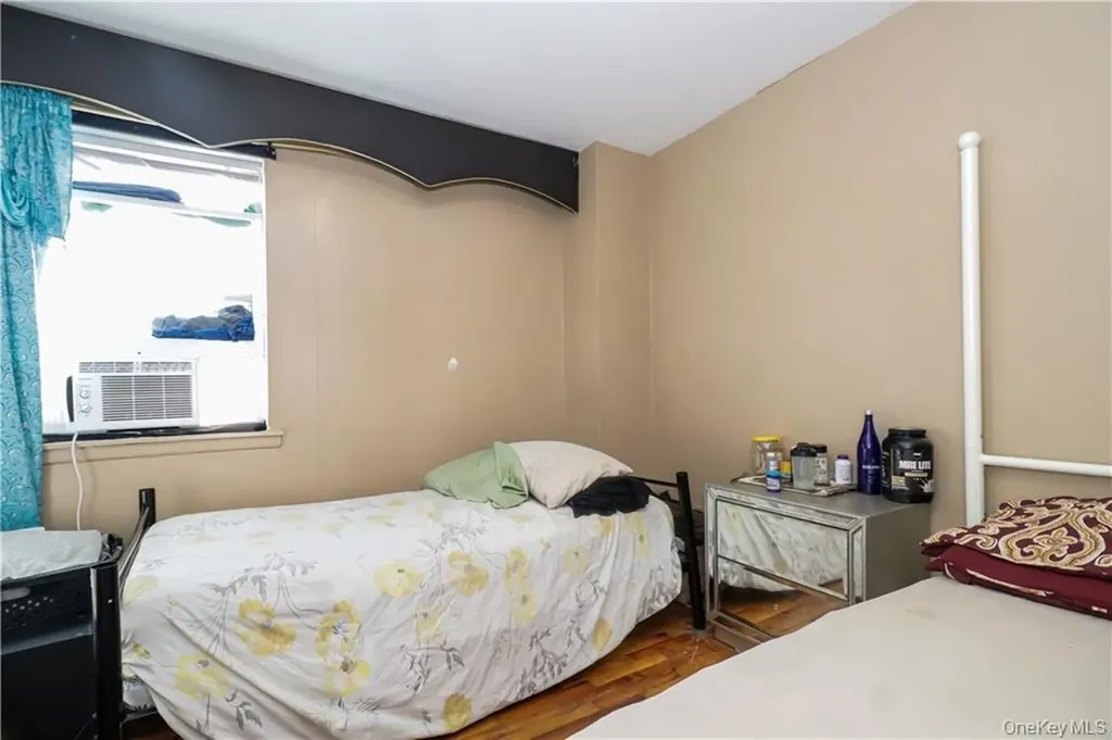 923 E 85th Street Brooklyn NY 11236