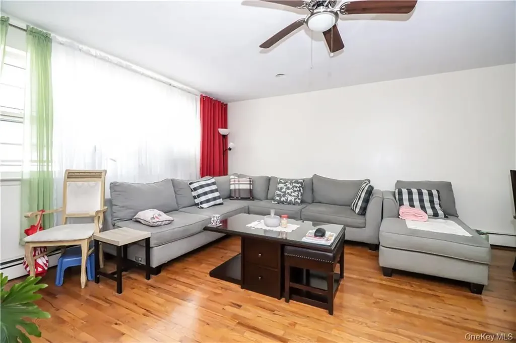 923 E 85th Street Brooklyn NY 11236