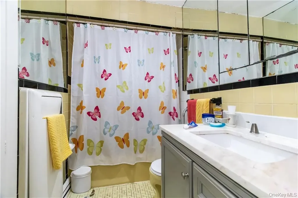 923 E 85th Street Brooklyn NY 11236
