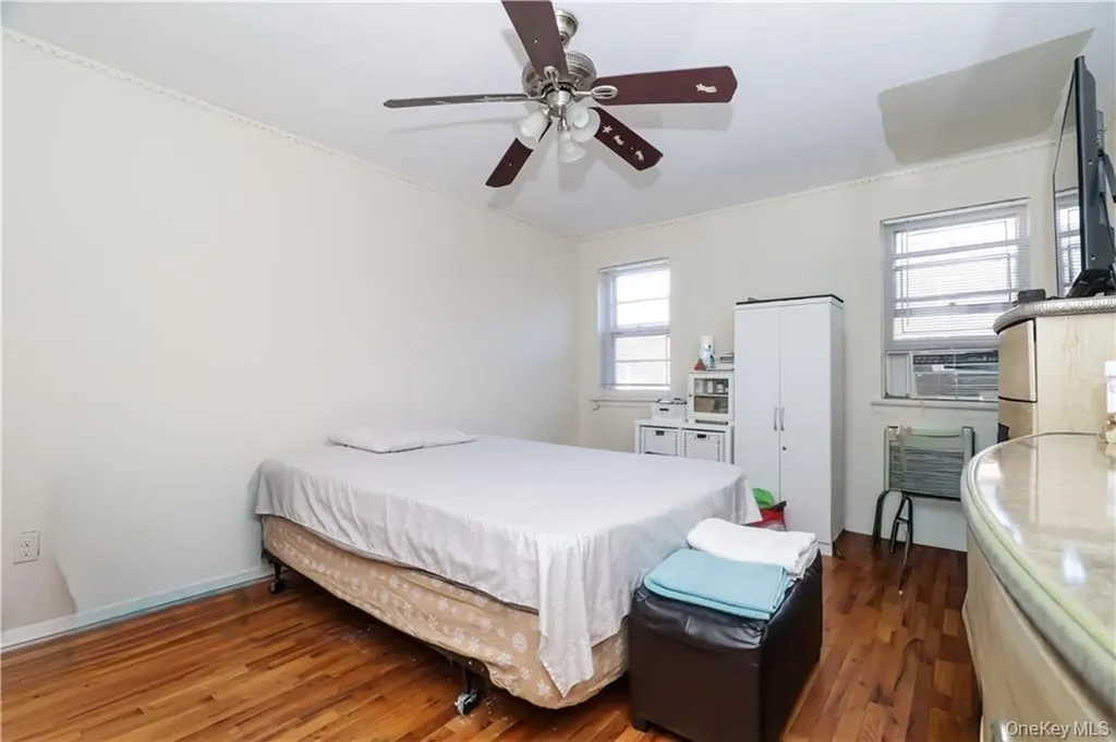 923 E 85th Street Brooklyn NY 11236