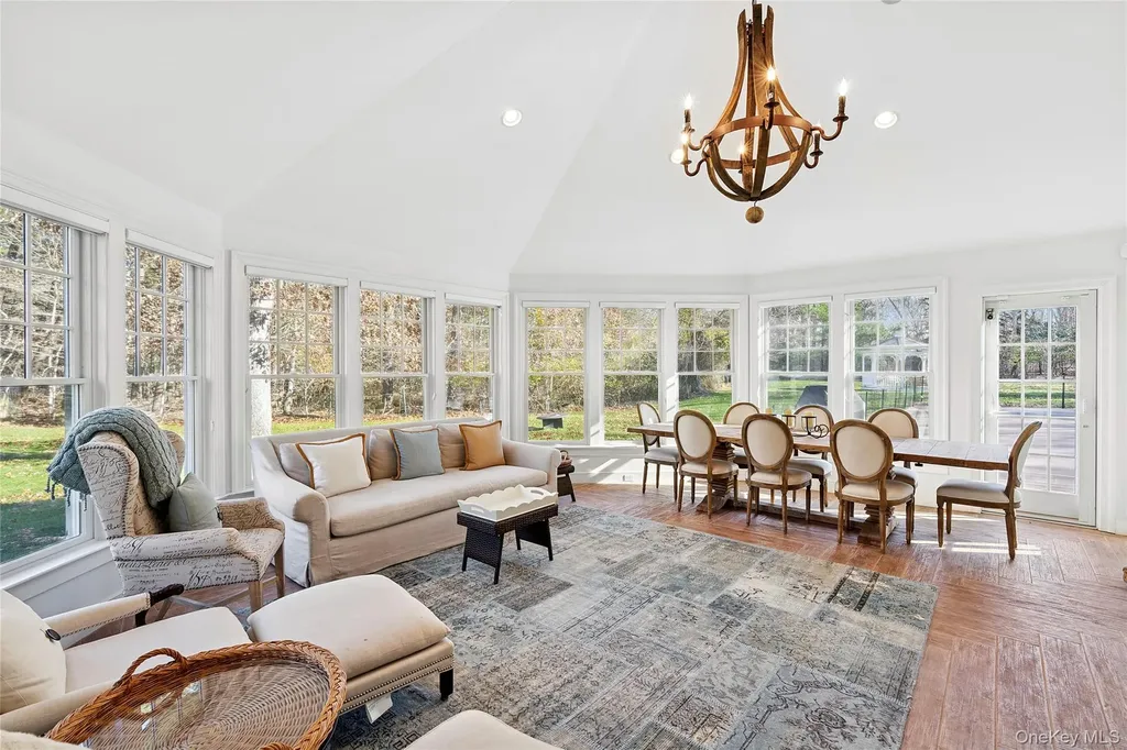8 East Ridge Court Westhampton NY 11977
