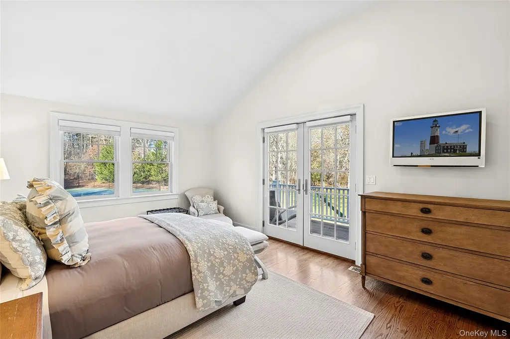 8 East Ridge Court Westhampton NY 11977